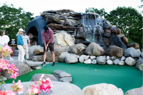 mini golf